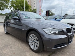 Bild des Angebotes BMW 318 3 Touring 318i++SITZHEIZUNG+