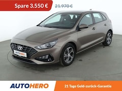 Bild des Angebotes Hyundai i30 1.0 TGDI Connect & Go Aut.*PDC*SHZ*KLIMA*