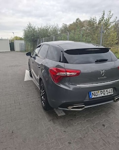 Bild des Angebotes Citroen DS5 HDi 165 SportChic