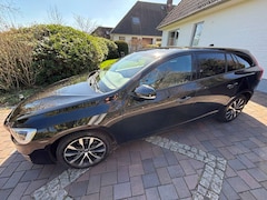 Bild des Angebotes Volvo V60 V60 Diesel D4 Geartronic Linje Svart