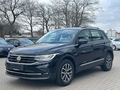 Bild des Angebotes VW Tiguan 2.0 TDI Life °Navi°AHK°R-Kamera°