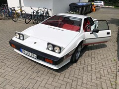 Bild des Angebotes Lotus Esprit Turbo