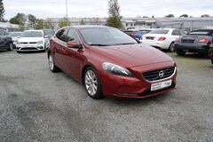 Bild des Angebotes Volvo V40 Summum*Panorama*Leder*Navi*PDC*Elek-Sitze*