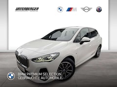 Bild des Angebotes BMW 218 i Active Tourer M Sportpaket-Panorama Glasdach-Hea