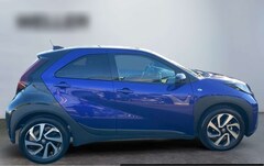 Bild des Angebotes Toyota Aygo X Team D *ACC*Kamera*CarPlay*SHZ*Bi-Tone*DAB*