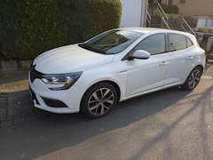 Bild des Angebotes Renault Megane ENERGY TCe 130 BOSE EDITION