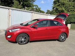 Bild des Angebotes Hyundai i30 blue 1.4 Classic, Kamera, Navi, 1. Hand, getönte