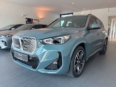 Bild des Angebotes BMW iX1 xDrive30 M Sportpaket