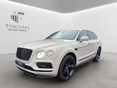 Bild des Angebotes Bentley Bentayga 6.0 W12 4WD Aut. / CARBON / PANO