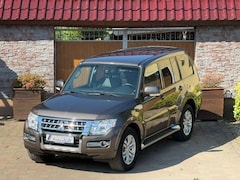 Bild des Angebotes Mitsubishi Pajero 3.2 DI-D Diamant Edition*1.Hand*lückenl.Scheckh