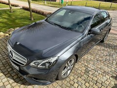 Bild des Angebotes Mercedes-Benz E 200 Avantgarde 7G-TRONIC / top gepfl. / erst 89 tkm