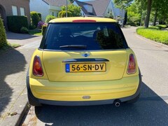 Bild des Angebotes MINI Cooper 1.6 One Salt