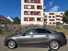 Bild des Angebotes Mercedes-Benz 180