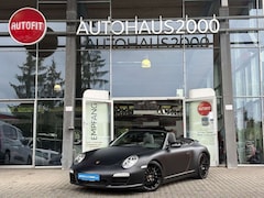 Bild des Angebotes Porsche 911 Carrera 4 Cabrio 3,6/2.VB/SCHWARZ-MATT/PCM/