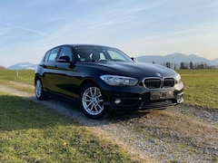 Bild des Angebotes BMW 120 i | 95.600 km | 2. Hand | unfallfrei | H&K | LED