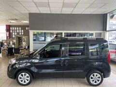 Bild des Angebotes Fiat Doblo Kombi Lounge 1.4 2xSchiebetüren 8-fach SHZ