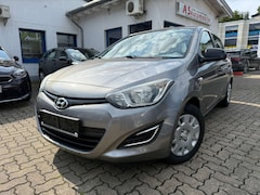 Bild des Angebotes Hyundai i20 1.1 CRDi+KLIMA+5 TÜRE+TÜV:NEU+EURO 5