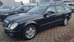 Bild des Angebotes Mercedes-Benz E 280 T CDI AVANTGARDE-LEDER-TEMPO-NAVI-SITZHEIZ