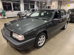 Bild des Angebotes Volvo 850 GLE 2,4i 2x Komfort Klimaautomatik,Tempomat, ZV mit FUNK FB, Servo, 4x Airbags,TÜV Neu! TOP Oldtimer.
