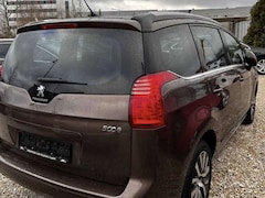 Bild des Angebotes Peugeot 5008 automatik. Tüv bis 12.2025