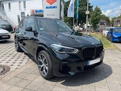 Bild des Angebotes BMW X5 M i