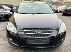 Bild des Angebotes Kia Ceed SW / cee'd SW LX KLIMA 1 HAND