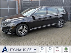 Bild des Angebotes VW Passat Variant GTE Navi Massagesitze LED ACC