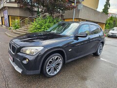 BMW X1 18 i sDrive Automatik Vollleder Navi