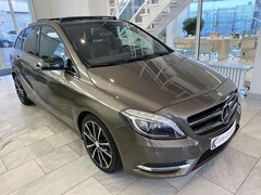 Bild des Angebotes Mercedes-Benz B 250 Night Paket/Pano/Spur/Comand/Xenon/AhK