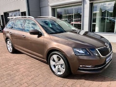 Bild des Angebotes Skoda Octavia Combi Style/ACC/Sitzhz/Navi/Standhz.
