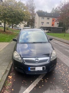 Bild des Angebotes Opel Zafira 1.9 CDTI Cosmo