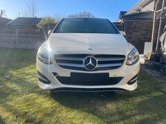 Bild des Angebotes Mercedes-Benz B 180 B 180 d 7G-DCT Peak Edition