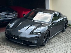 Bild des Angebotes Porsche Taycan Turbo