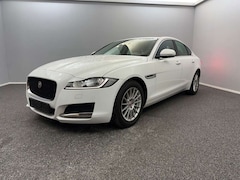 Bild des Angebotes Jaguar XF Prestige 20d E PERF*PANO*LEDER*BI-XENON*CARPL