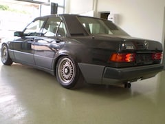 Bild des Angebotes Mercedes-Benz 190 E 2.3 / Automatik / Klimaanlage / el.Schiebedach..