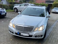 Bild des Angebotes Mercedes-Benz E 220 E 220 T CDI DPF BlueEFFICIENCY Automatik Elegance