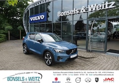 Bild des Angebotes Volvo XC40 Plus Dark 2WD EU6e B3 AUTOMATIK PLUS DARK