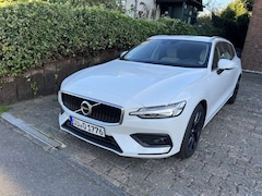 Bild des Angebotes Volvo V60 V60 D4 Geartronic Momentum Pro