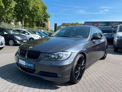 Bild des Angebotes BMW 325 3 Lim. 325i°Garantie°Navi°Xenon°PDC°SitzHZG°LED