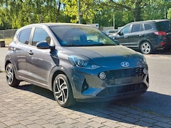 Bild des Angebotes Hyundai i10 1.2 Style PDC AUTOMATIK NAVI Kamera