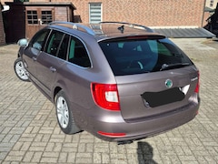Bild des Angebotes Skoda Superb Superb Combi 1.8 TSI DSG Ambition