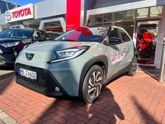 Bild des Angebotes Toyota Aygo X Air Teamplayer Automatik & Faltdach