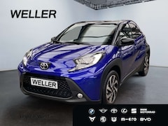 Bild des Angebotes Toyota Aygo X Team D *ACC*Kamera*CarPlay*SHZ*Bi-Tone*DAB*