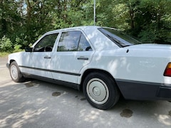 Bild des Angebotes Mercedes-Benz E 260