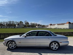 Jaguar XJ XJ Super V8 (LWB)