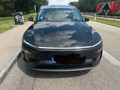 Bild des Angebotes Tesla Model Y Model Y Launch Edition Long Range Dual Motor AWD