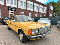 Bild des Angebotes Mercedes-Benz 200 W123 HU/AU:01/2027