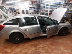 Bild des Angebotes Renault Laguna Grandtour Dynamique 2.2 dCi FAP*8FACH*7/2