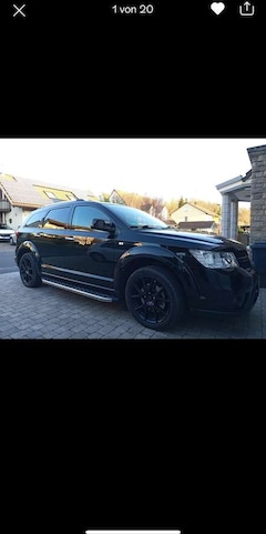 Bild des Angebotes Fiat Freemont 2.0 Multijet 16V DPF Automatik Allrad Black Code