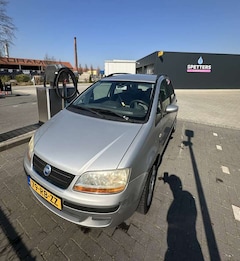 Fiat Idea 1.4 16V Dynamic